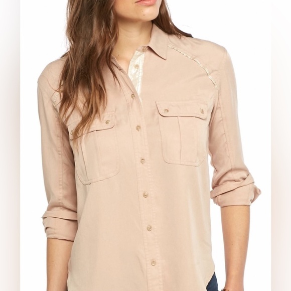 FREE PEOPLE Off Campus Button Down Top in Cream Size Small - Picture 3 of 8